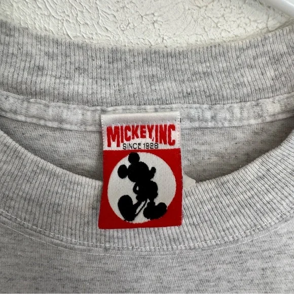 Vintage Disney Mickey Grey T-Shirt Size Large - Picture 4 of 7